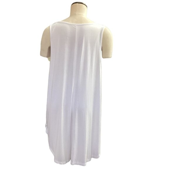 Torrid Super Soft Knits V-Neck Sleeveless Tank Top Sz 3 (22/24/3X) White #130M - Picture 4 of 7